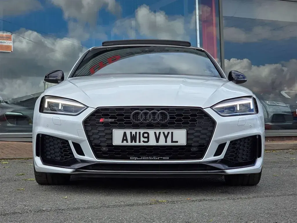 Used Audi RS5 Sportback Sport 450 HP (330 kW) 2019 White Hatchback