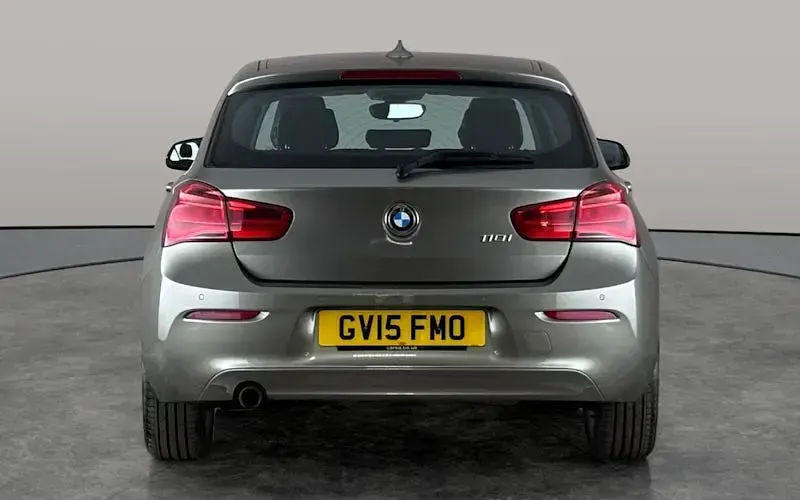 Used BMW 118 136 HP (100 kW) 2015 Silver Hatchback