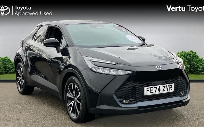 Used Toyota C-HR Design 140 HP (102 kW) 2026 SUV
