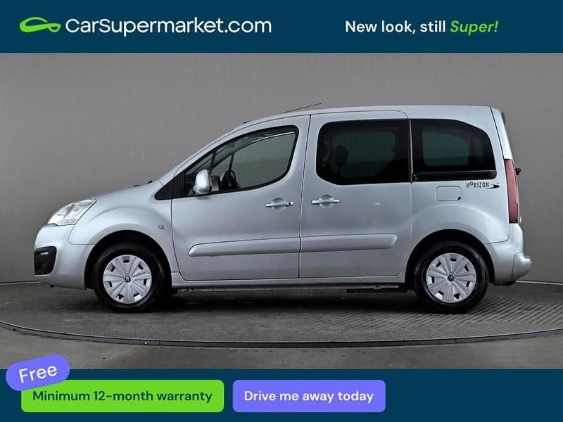 Begagnad Peugeot TePee Allure 2017 Silver Minibuss