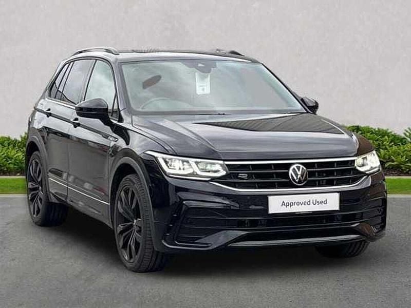 Black Used 2023 VW Tiguan Black Edition SUV | £29,849 (Fair price) - Image 1/4