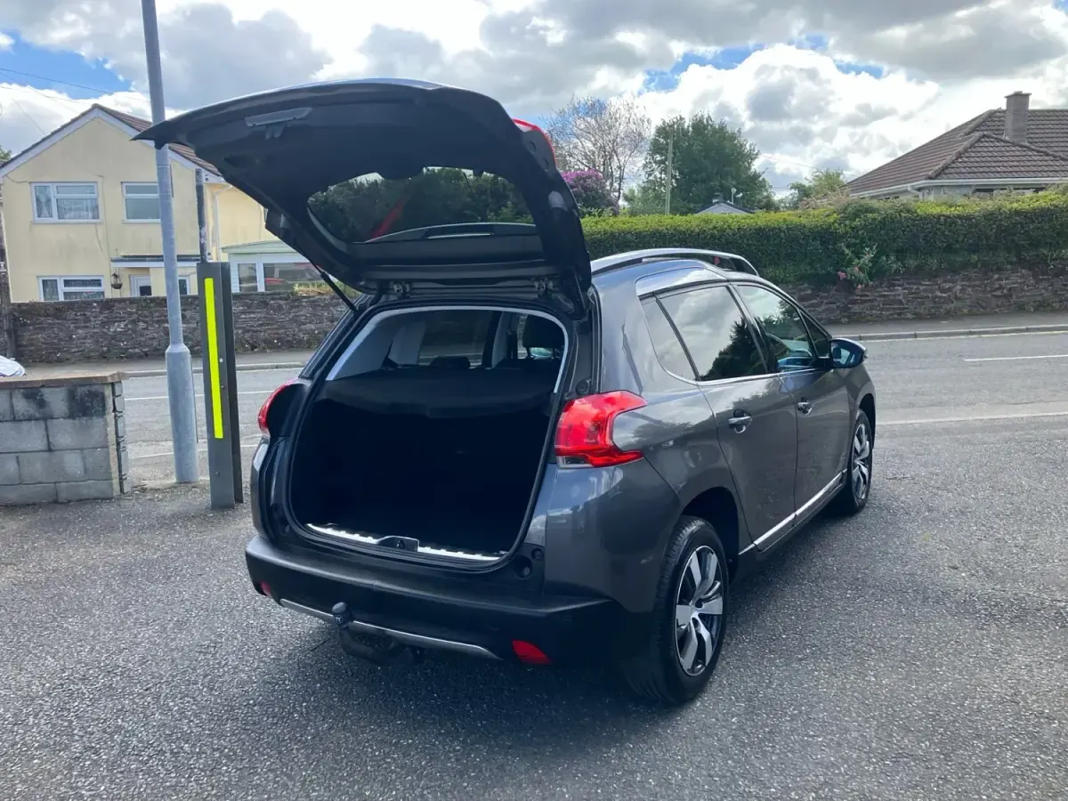 Gebraucht Peugeot 2008 Allure 2015 Grau SUV