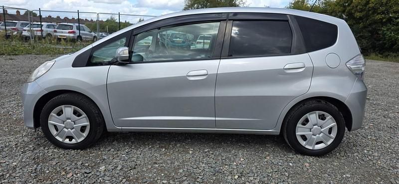 Używany Honda Jazz 2012 Srebrny Hatchback