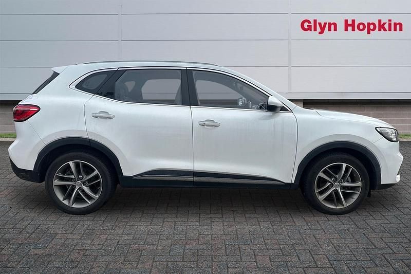 Used MG HS Exclusive 162 HP (119 kW) 2023 White SUV