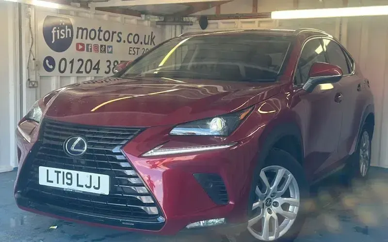 Used Lexus NX300h E-FOUR 197 HP (144 kW) 2019 SUV