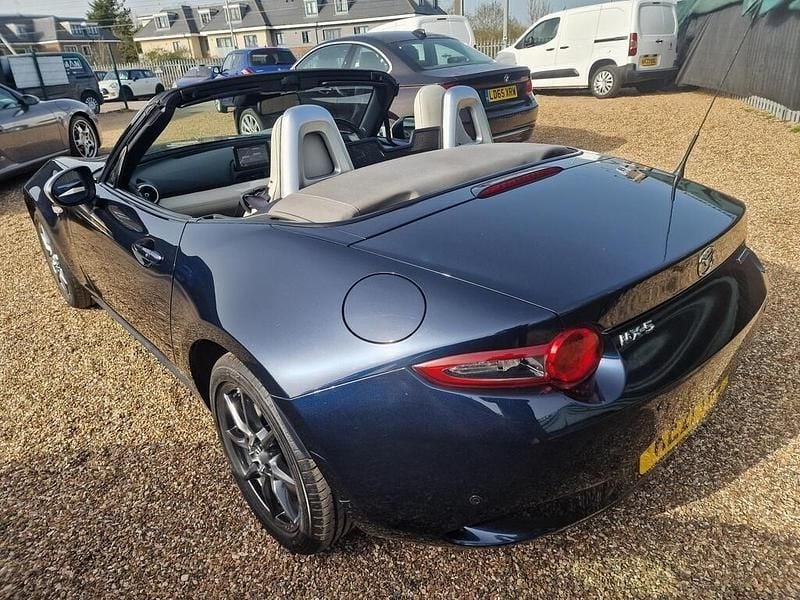 Used Mazda MX5 Inclusive 132 HP (97 kW) 2021 Blue Cabriolet