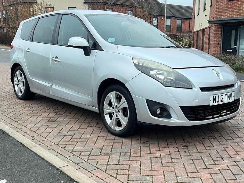 Silver Used 2012 Renault Grand Scénic III Dynamique MPV | £1,500 (Super price) - Image 1/4
