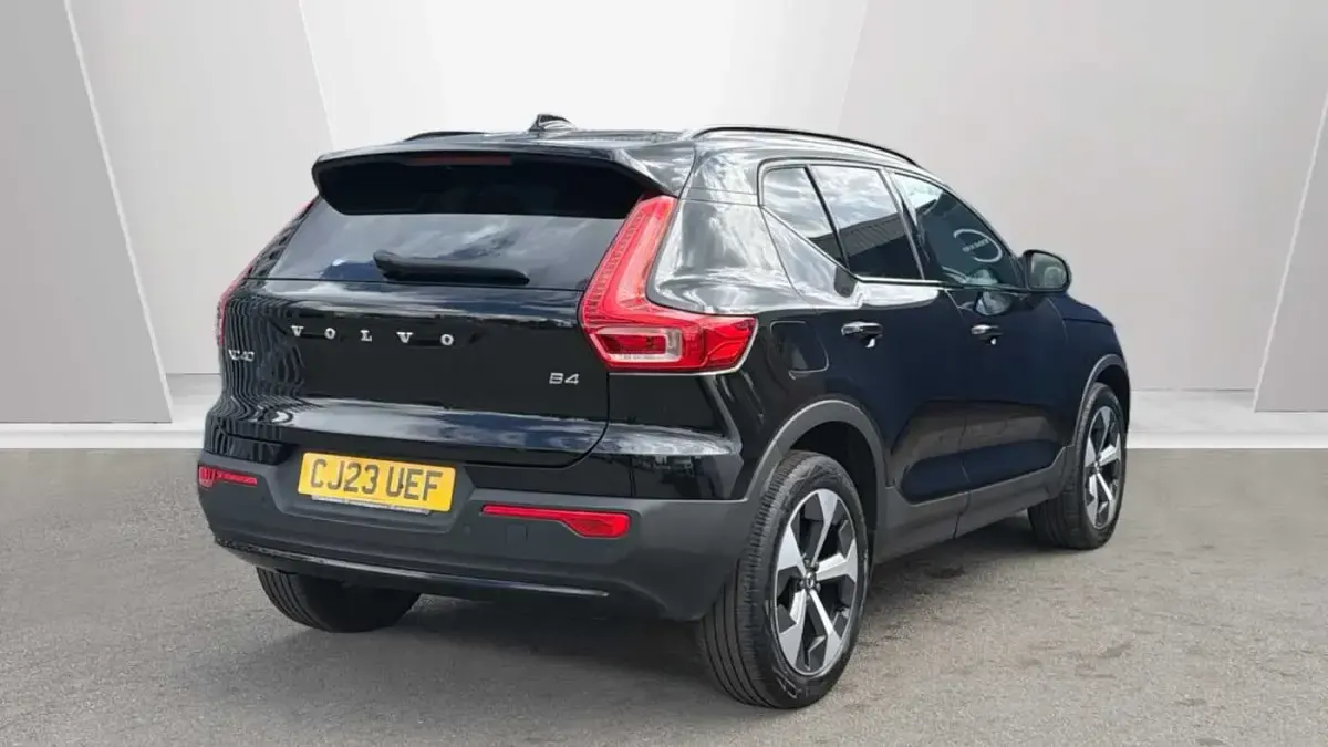 Used Volvo XC40 Ultimate 194 HP (142 kW) 2024 SUV