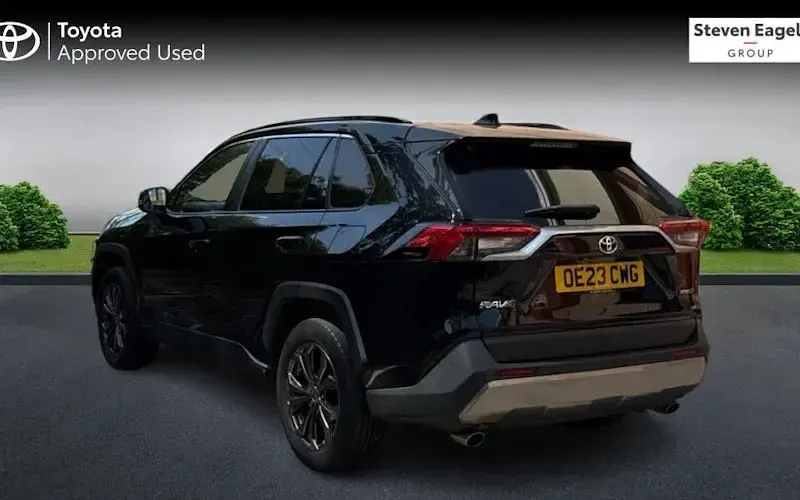 Used Toyota RAV4 Design 218 HP (160 kW) 2025 SUV