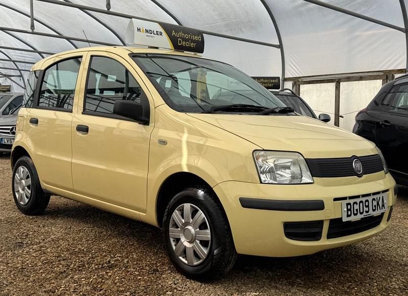 Used Fiat Panda Active 54 HP (39 kW) 2009 Yellow Hatchback