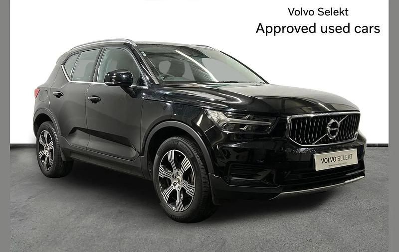 Used Volvo XC40 Inscription 161 HP (118 kW) 2021 Black SUV