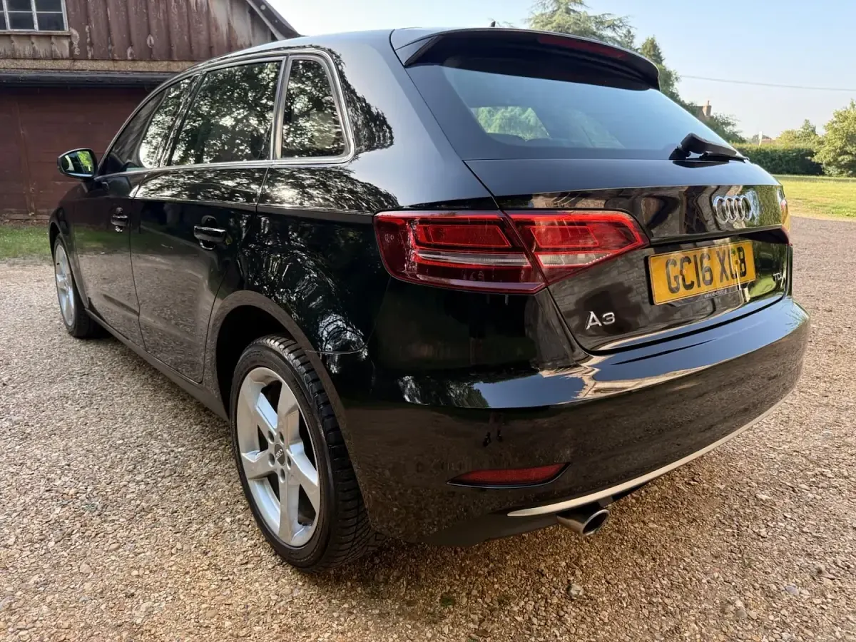 Used Audi A3 Sportback Sport 110 HP (80 kW) 2016 Black Hatchback
