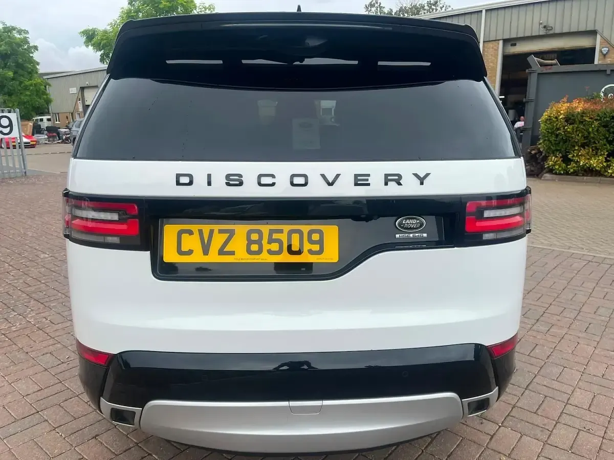 Used Land Rover Discovery HSE 306 HP (225 kW) 2020 White SUV