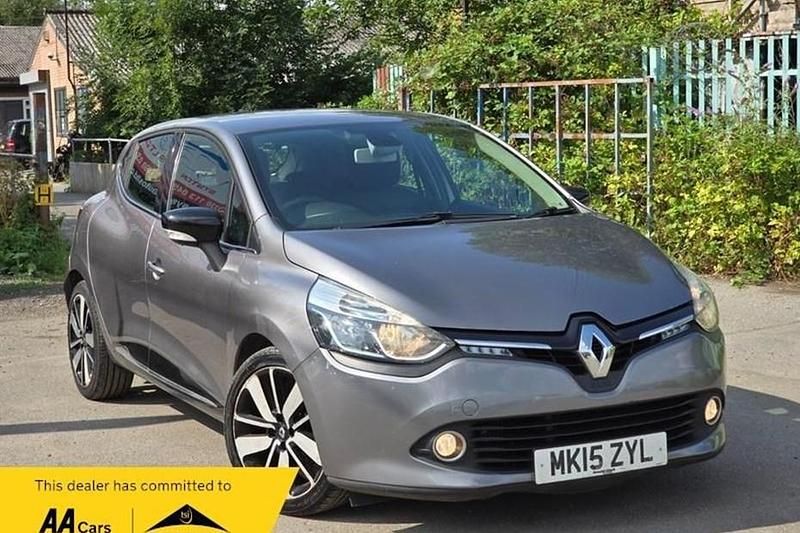 Grey Used 2015 Renault Clio IV Dynamique Hatchback | £3,890 (Fair price) - Image 1/1