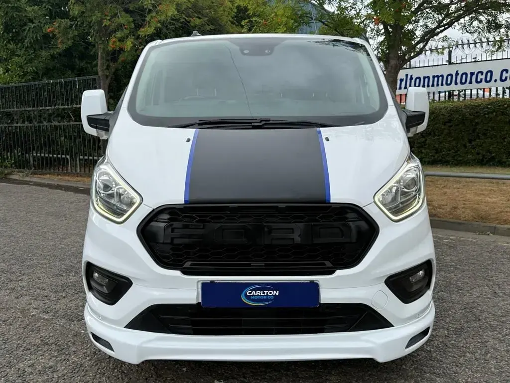 Used Ford Transit Custom Limited 2021 White Van