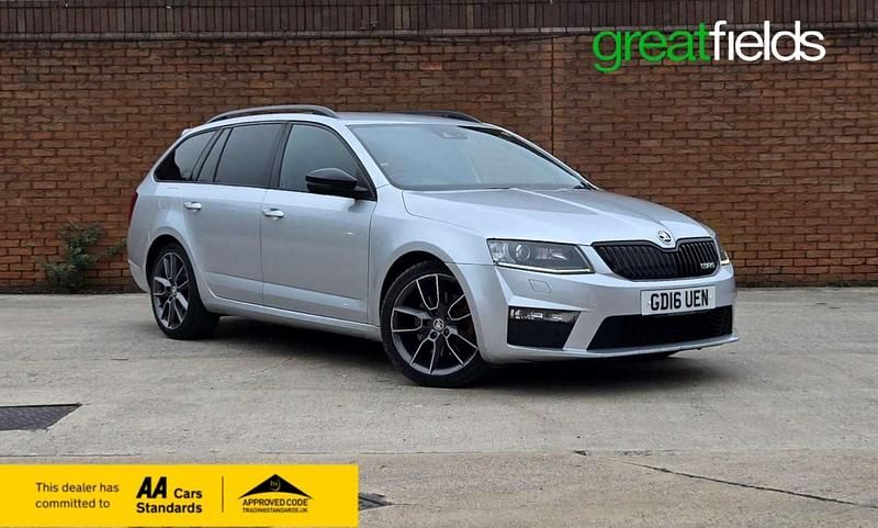 Used Skoda Octavia vRS 184 HP (135 kW) 2016 Silver Hatchback