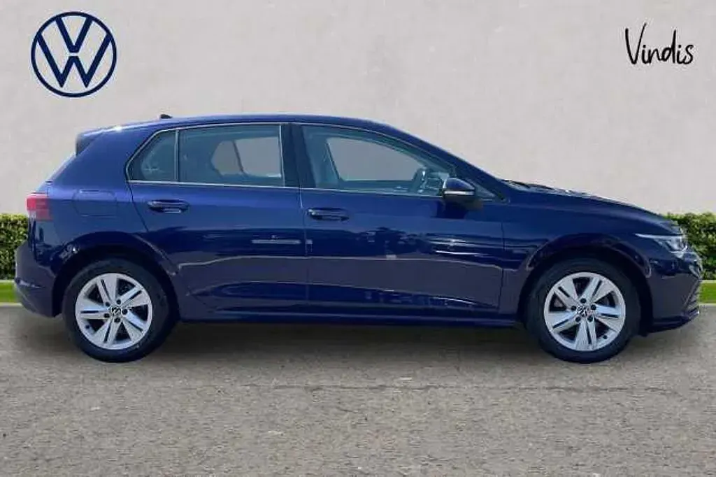 Used VW Golf VIII 130 HP (95 kW) 2023