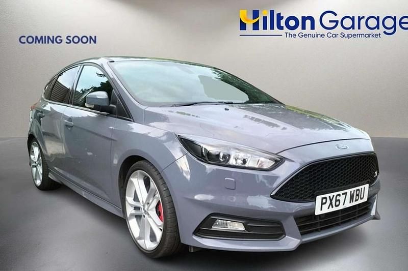 Used Ford Focus ST 185 HP (136 kW) 2017 Hatchback