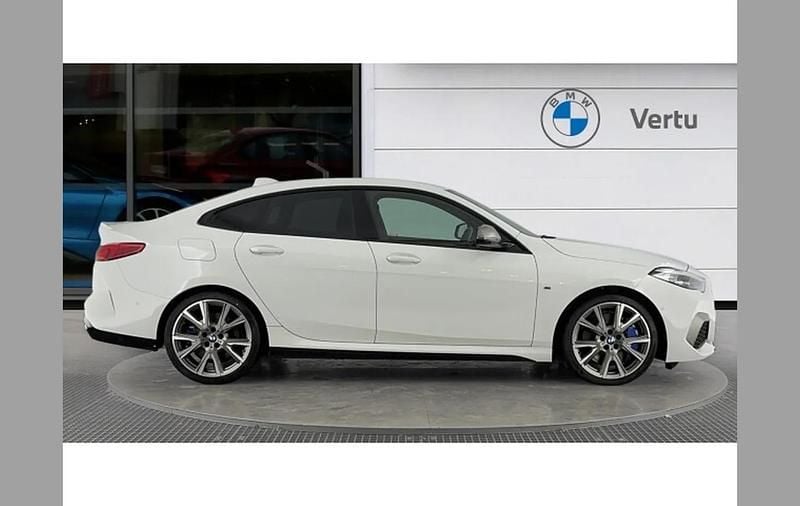 Used BMW M235 Comfort Edition 301 HP (221 kW) 2022 White Coupe