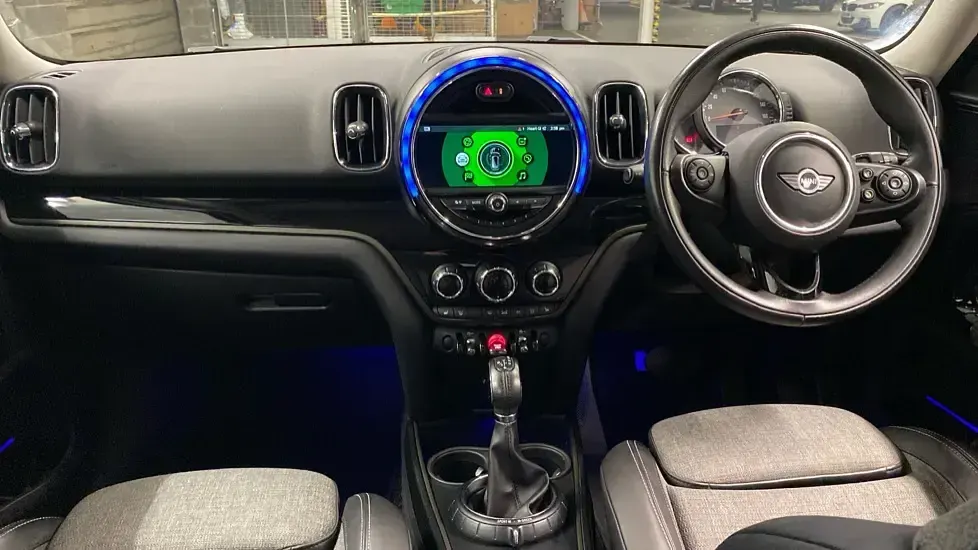 Used Mini Cooper Countryman 134 HP (98 kW) 2017 Blue SUV