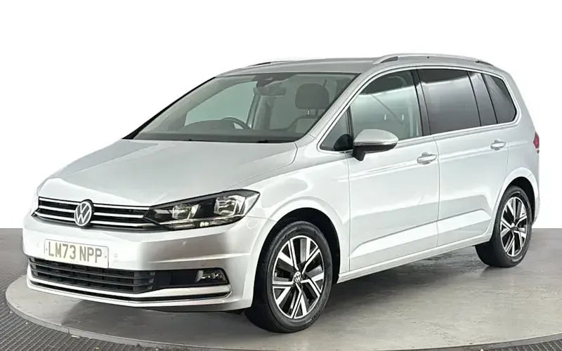 Used VW Touran SEL 150 HP (110 kW) 2025 MPV