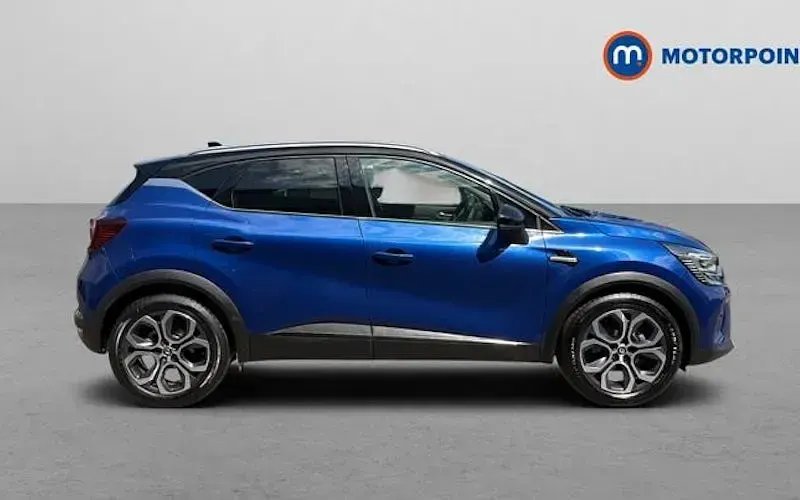 Used Renault Captur Techno 143 HP (105 kW) 2023 Blue/black SUV
