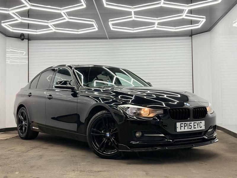 Used BMW 318 Sport Line 2015 Black Sedan