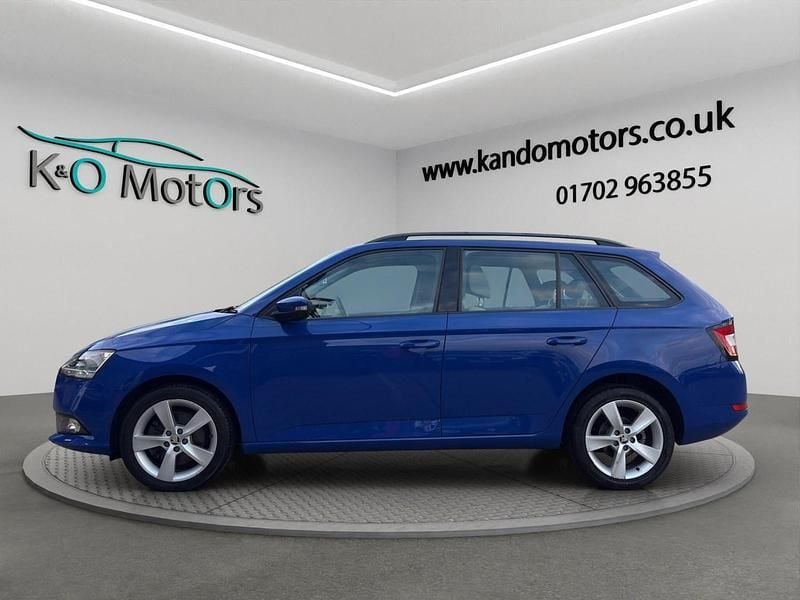Used Skoda Fabia SE L 110 HP (80 kW) 2019 Blue Hatchback