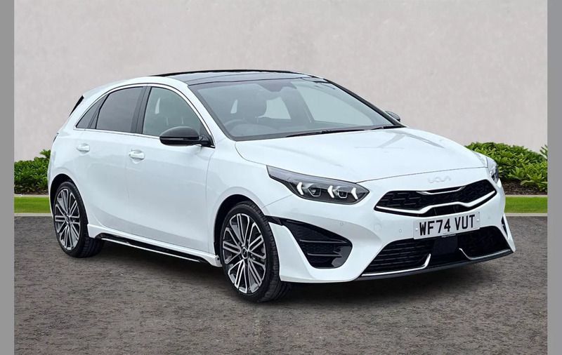 White Used 2024 Kia Ceed GT-Line S Hatchback | £24,590 (Expensive) - Image 1/3
