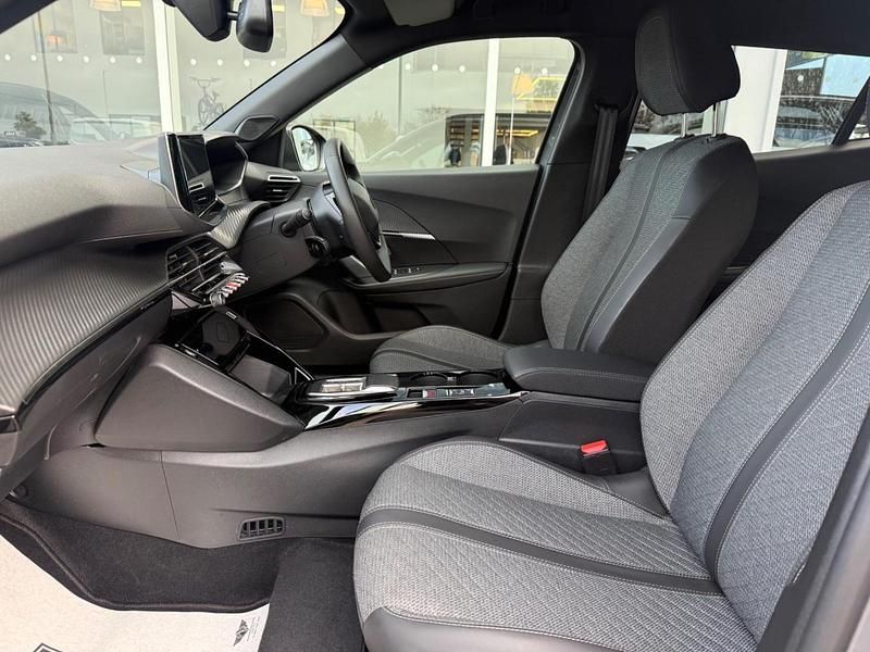 Used Peugeot e-2008 Allure 98 kW (134 HP) 2024 Grey SUV