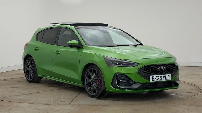 Green Used 2025 Ford Focus ST Hatchback | £31,995 (A bit pricey) - Image 1/4