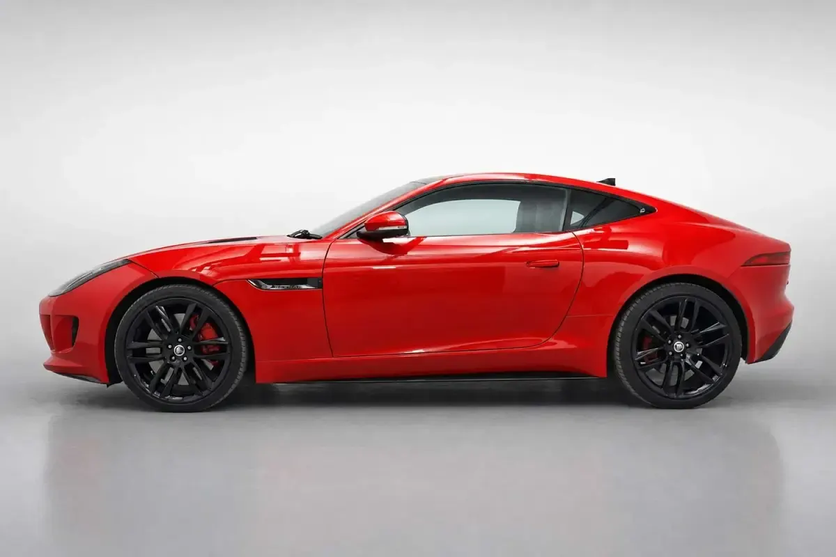 Used Jaguar F-Type Supercharged 380 HP (279 kW) 2015 Red Coupe