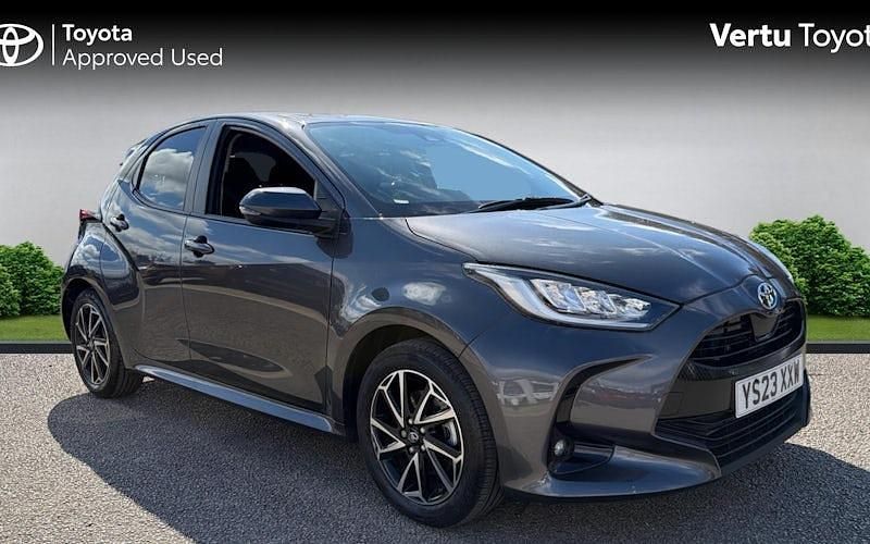 Used Toyota Yaris Hybrid Design 116 HP (85 kW) 2026 Hatchback