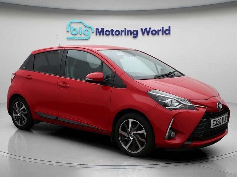 Red Used 2020 Toyota Yaris Hatchback | £9,700 (Fair price) - Image 1/4