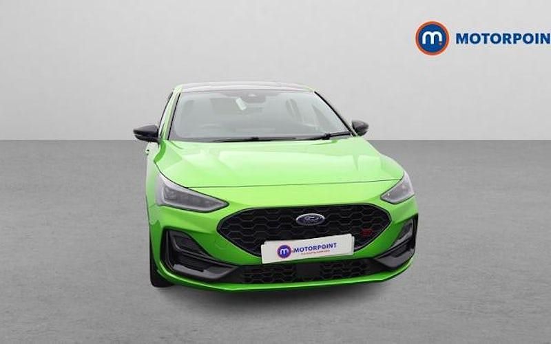 Used Ford Focus ST 280 HP (205 kW) 2024 Green Hatchback