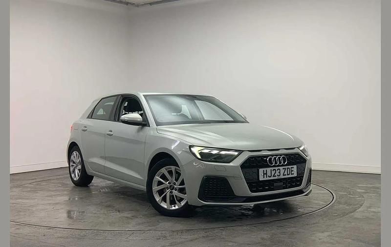 Used Audi A1 Sport 108 HP (79 kW) 2023 Silver SUV