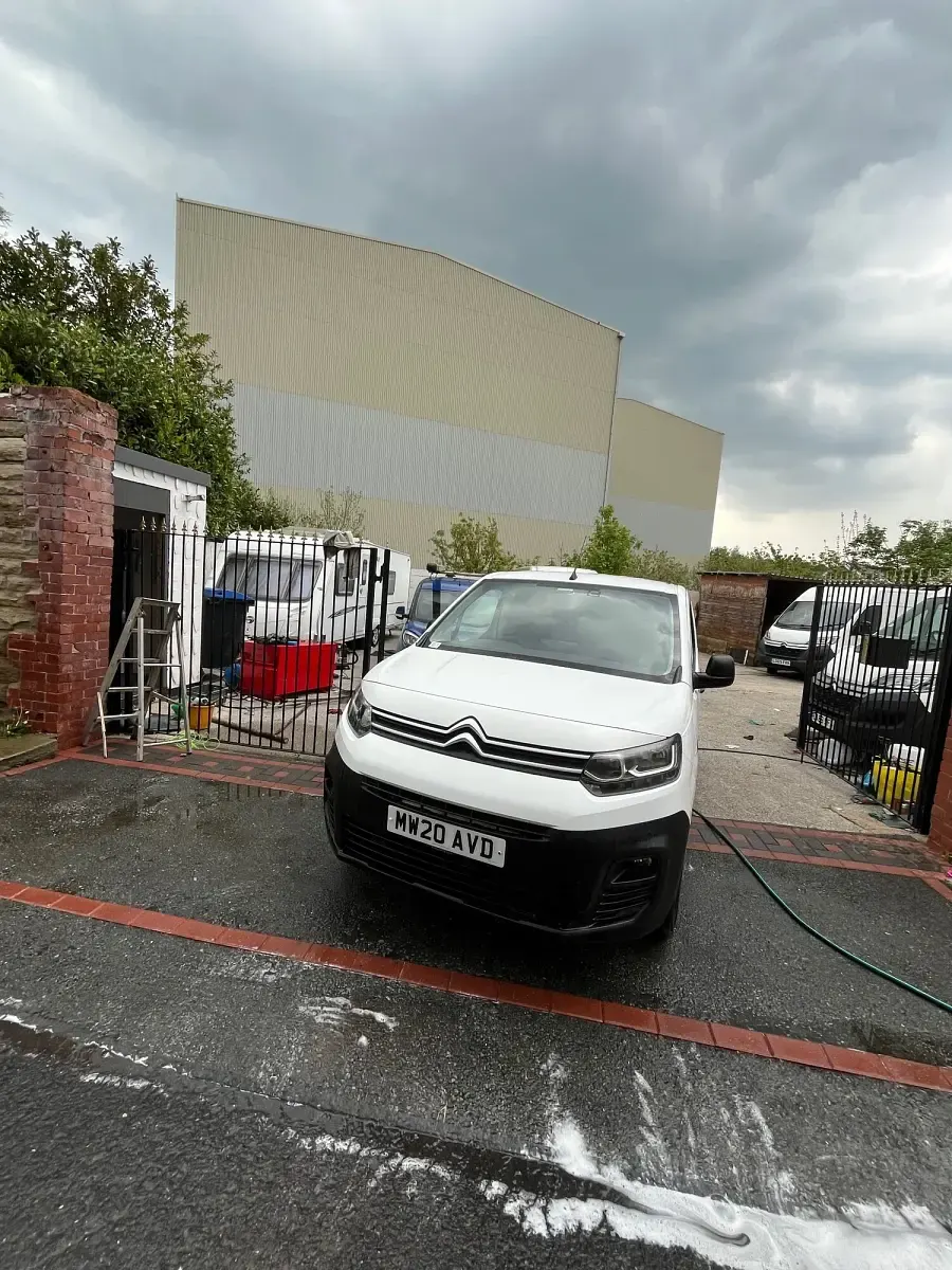Used Citroën e-Berlingo PureTech 110 HP (80 kW) 2020 White