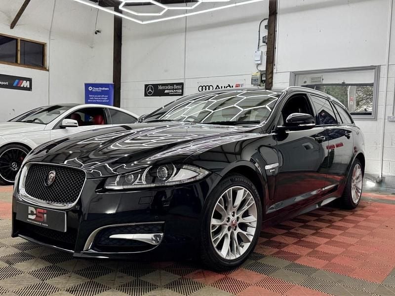 Used Jaguar XF Sportbrake R-Sport 240 HP (176 kW) 2014 Black Estate
