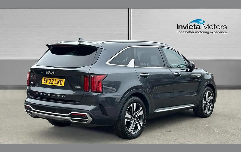 Used Kia Sorento 226 HP (166 kW) 2022 Grey SUV