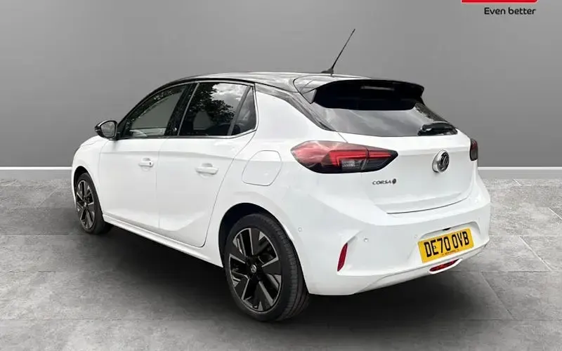Second-hand Vauxhall Corsa-e Elite 100 kW (136 CP) 2020 Hatchback