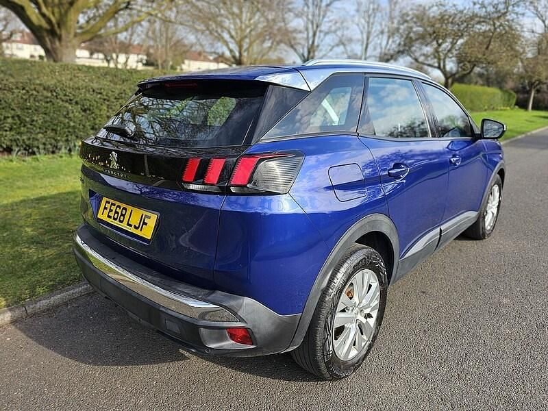 Used Peugeot 3008 Active 130 HP (95 kW) 2018 Blue SUV