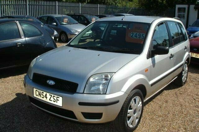 Used 2004 Ford Fusion Estate | £2,495 (A bit pricey) - Image 1/4