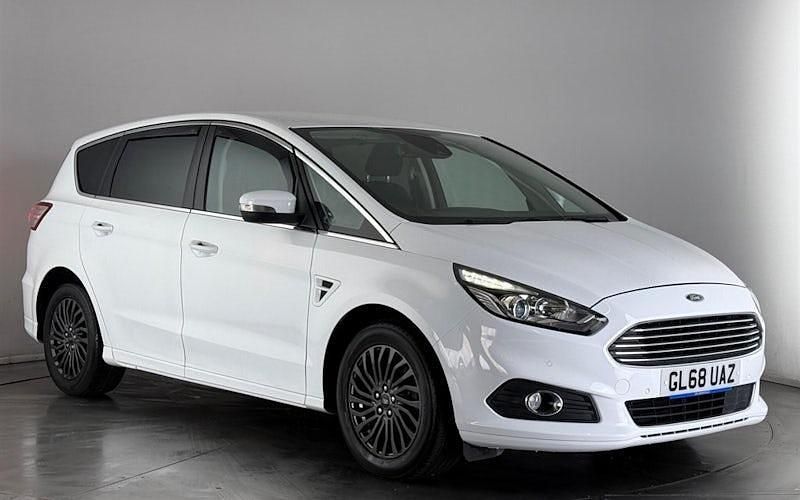 Used Ford S-MAX Titanium 190 HP (139 kW) 2018 White MPV
