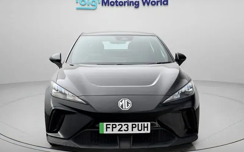 Used MG MG4 EV SE 150 kW (204 HP) 2023 Black Hatchback
