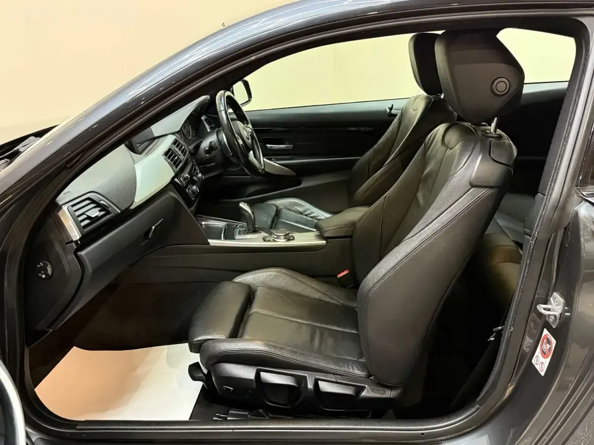 Usado BMW 420 M Sport 2017 Cinzento Coupé