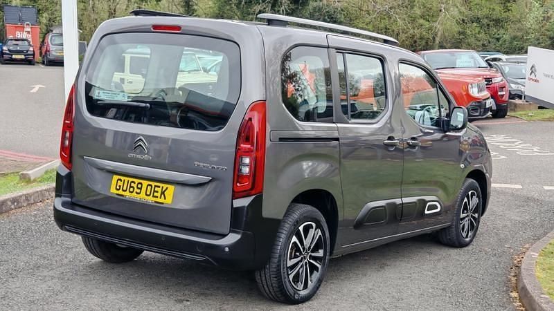 Used Citroën Berlingo Flair 130 HP (95 kW) 2019 Grey MPV