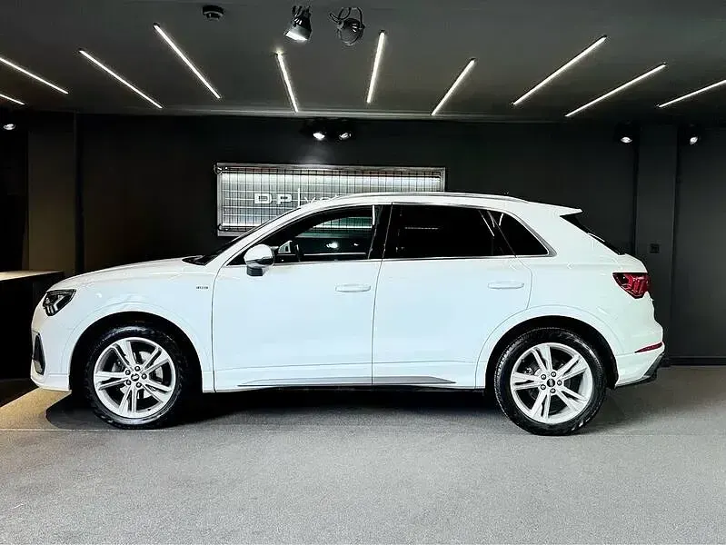 Used Audi Q3 S-Line 150 HP (110 kW) 2021 White SUV
