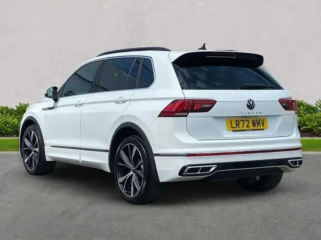 Used VW Tiguan R-line 150 HP (110 kW) 2022 White SUV