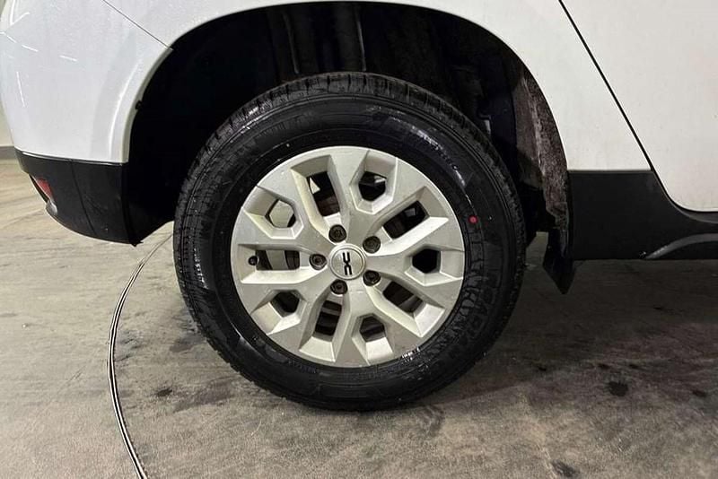 Used Dacia Duster Expression 88 HP (64 kW) 2023 White SUV