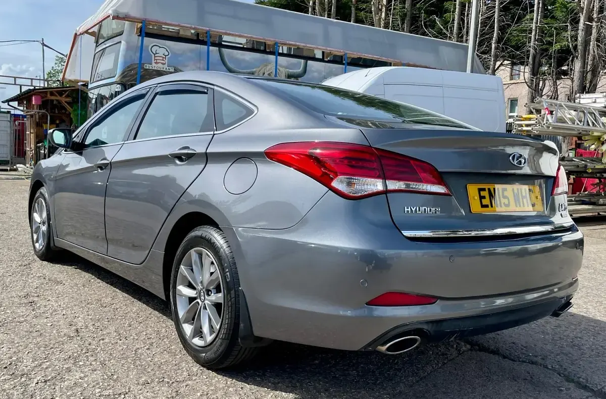Used Hyundai i40 139 HP (102 kW) 2015 Silver Sedan